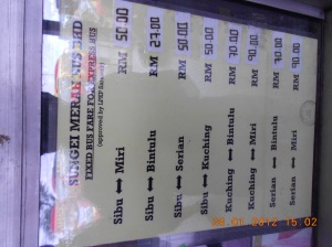 Daftar harga angkutan umum yang bisa diperoleh di Terminal Bis Kuching.. :)